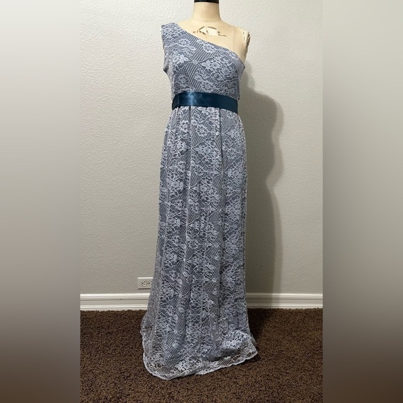 Tiffany Rose Maternity Gia Lace One Shoulder Maxi Gown Blue NWT includes sash! - Picture 5 of 10
